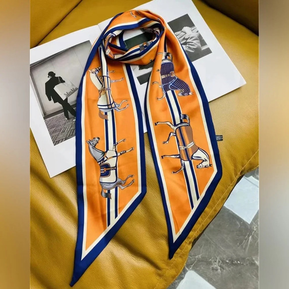 2/$30🌵 Classic Horse Print Scarf Skinny Hair Scarf Neck Scarf Silky Ribbon NEW - Picture 4 of 6